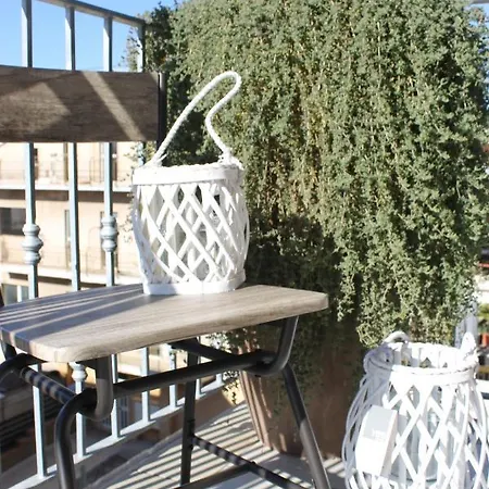 M@re Nostrum & Co. *