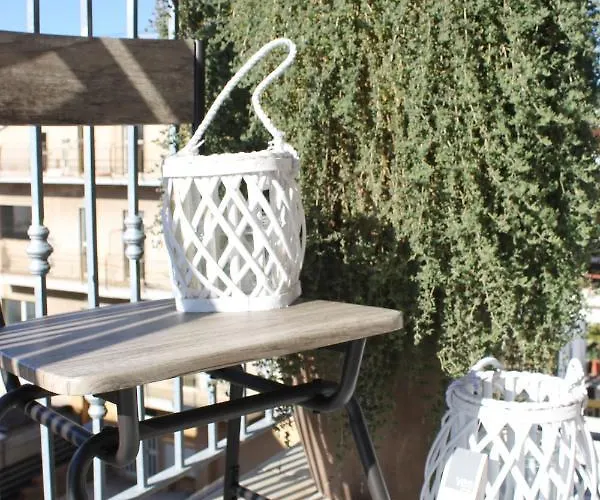 M@re Nostrum & Co. *